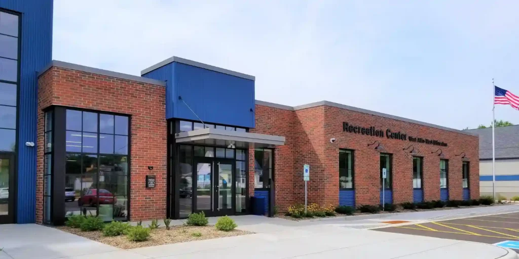 west allis-west milwaukee recreation center, wi